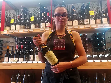 Caviste comptoir des vignes Montmorot