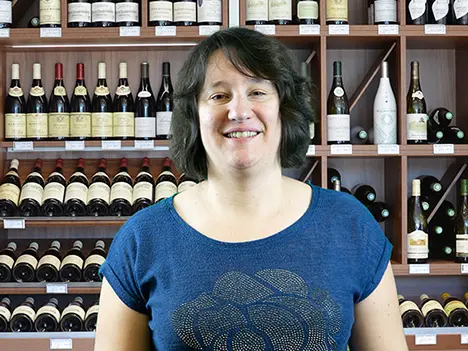 Caviste comptoir des vignes Souillac